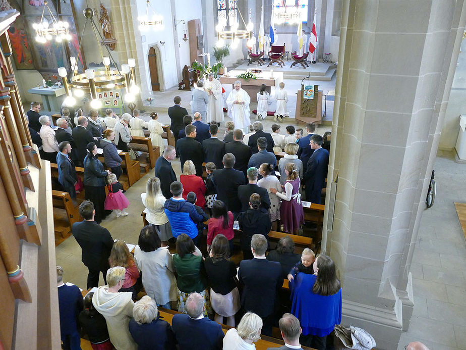 Feier der 1. Heiligen Kommunion in Sankt Crescentius (Foto: Karl-Franz Thiede)